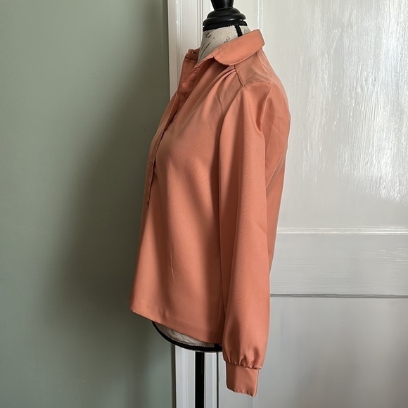 VINTAGE LADY ARROW Peach Blouse - Picture 4 of 10